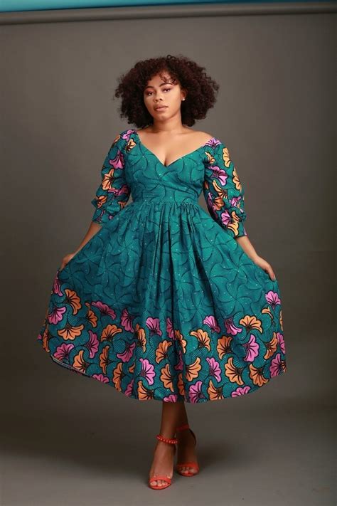 Model pour ensemble jupe en tissus pagne modele robe pagne ivoirien modèle de pagne ivoirien robe. 10 jolies robes en pagne parfaites pour les fêtes | Silence Brisé