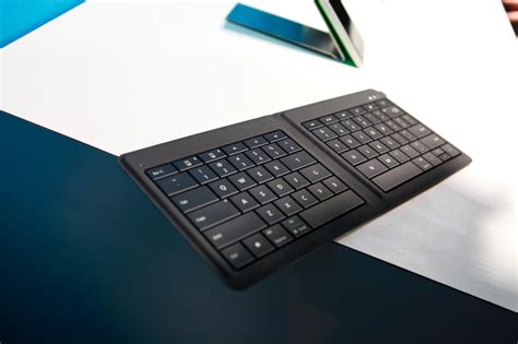Hands On With Microsofts Portable Universal Foldable Keyboard