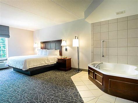 20 Hotel Rooms With Jacuzzi In Massachusetts Anna S Guide