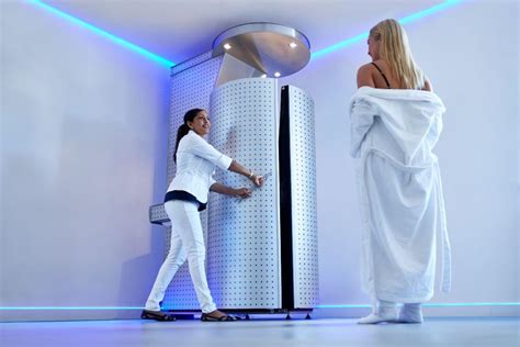Cryotherapy What Is It Benefits And Risks Kanjo