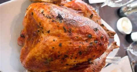 how to reheat turkey moist and flavorful techniques kitchenous