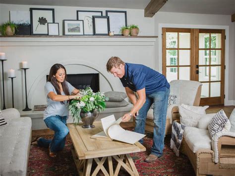 Fixer Upper S Chip Gaines Addresses Rumors He And Joanna Gaines Are