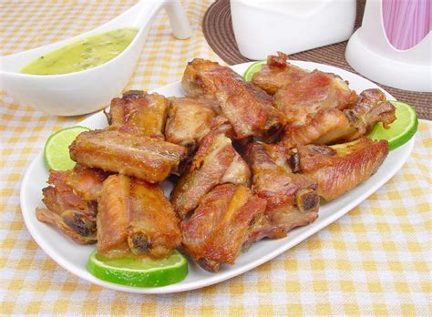 Check spelling or type a new query. Costelinha de porco com molho de limão - Guia da Cozinha