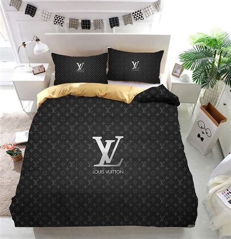 Luxury Lv Louis Vuitton Logo Custom Bedding Set Duvet Cover Duvet