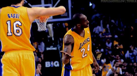 Nba los angeles lakers animated gif for bbm blackberry. best friends kobe bryant gif | WiffleGif