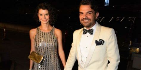 Maybe you would like to learn more about one of these? Kenan Doğulu'dan Beren Saat'e Şaşırtan Gönderme! - Magazin ...