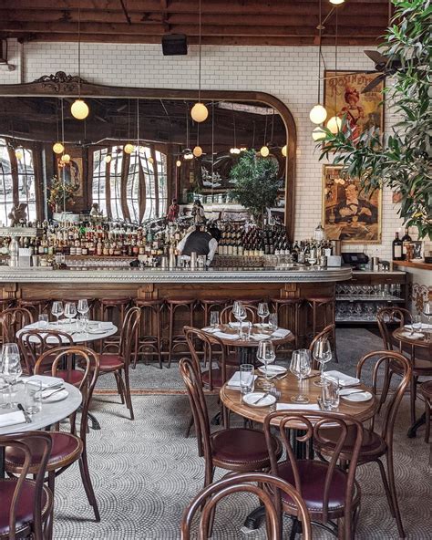 A small triangular lot at greenwich avenue and seventh avenue. My ideal restaurant aesthetic. 😍 | Restaurant interior ...