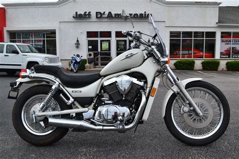 805cc / 50 cubic inch bore x stroke: 2005 Suzuki Boulevard S83 V-twin shaft drive for sale on ...