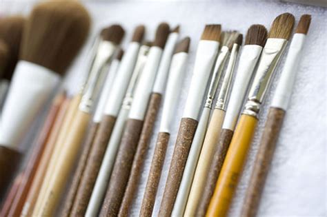 Alat dan bahan lukis cat minyak. Alat dan Bahan Berkarya Seni Lukis - masrafli.com