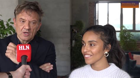 It is not by the original artist. Bart Peeters en Nora Gharib over hun favoriet voor Radio 2 ...