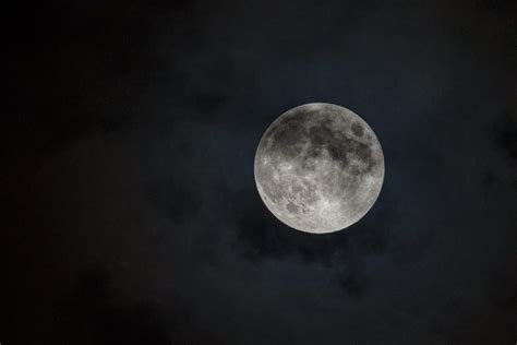 Eclissi Lunare Penombrale E Luna Piena Dei Fiori Di Oggi 5 Maggio 2023