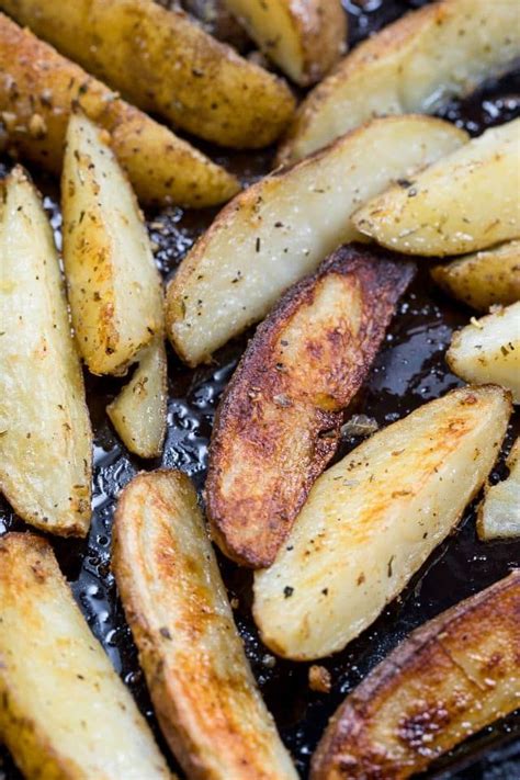 Transfer the seasoned potato pieces to a large baking sheet and spread around evenly. Easy Oven Roasted Potatoes Recipe - Crazy for Crust ...