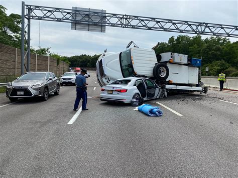 truck crash on 495 today - Evident Memoir Custom Image Library