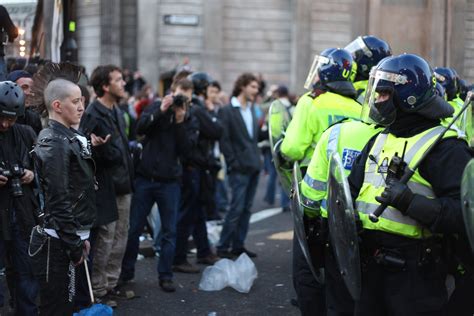 Police ‘warrior Culture Makes Us Style Police Brutality A Uk Problem