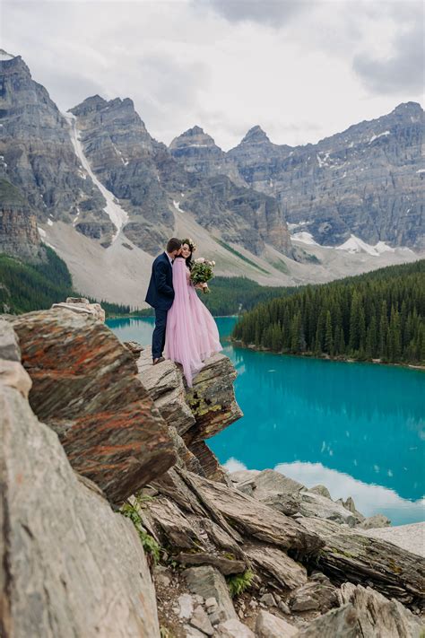 How To Elope At Moraine Lake Without A Lot Of Stress Elopement Planning