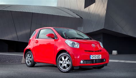 The Funky Toyota Iq Test Drive And Review Carjourno