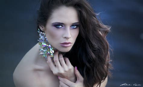 Wallpaper Face Women Model Long Hair Blue Eyes Brunette Singer