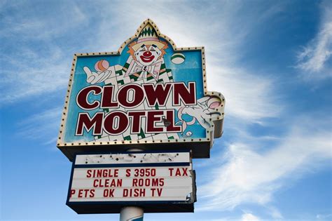 Clown Motel Next To A Cemetery Is A Travelers Nightmare