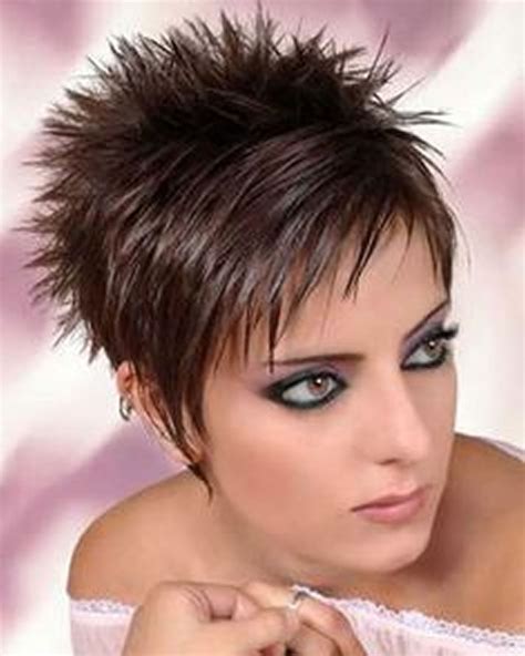Short Spiky Haircuts For Gray Hair 2020 Popular Spiky Gray Pixie Haircuts They Can Likewise