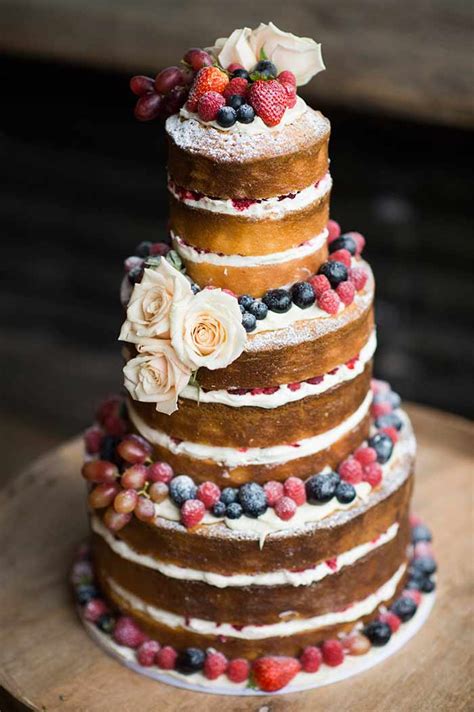 20 Pretty Wedding Cakes With Flowers
