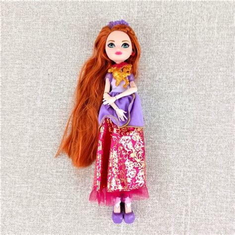 Mattel Toys Ever After High 5 Powerful Princess Tribe Holly Ohair