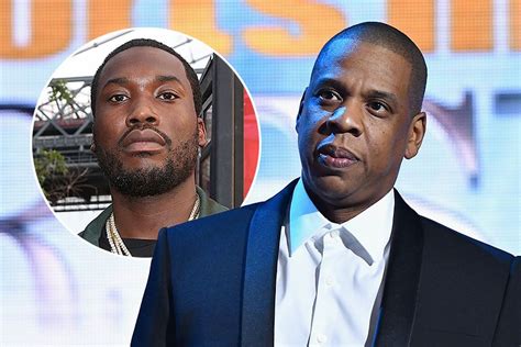 Jay Z Kevin Hart And Ti Support Meek Mill After Jail Sentence The