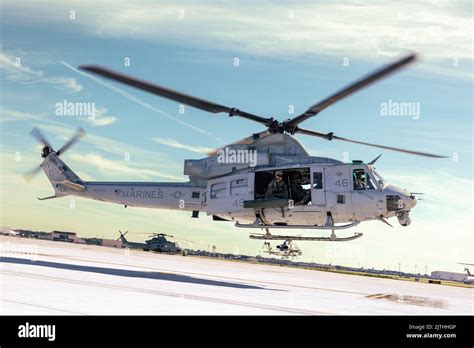 Marine Corps Uh 1z Venom Helicopter Hi Res Stock Photography And Images