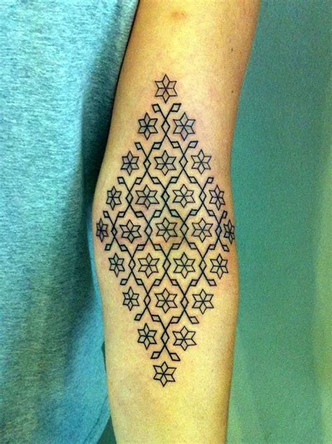 50 Pleasing Geometric Tattoos Designs And Ideas