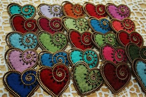 Tutorial For Making A Felt And Zipper Heart Brooch Pdf Brooch Kits