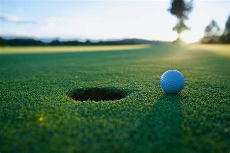 Hit a Hole in One at These Top-Notch Biloxi Golf Courses - Biloxi Beach Resort Rentals