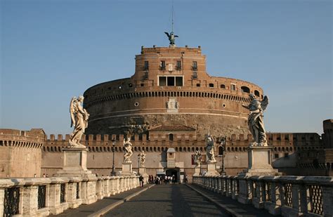 Castel Santangelo From Hadrians Mausoleum To A Papal Haven And Beyond