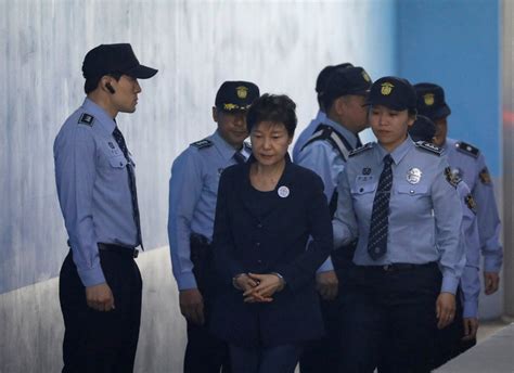 North Korea Calls For Execution Of South Korean Ex President And Aide