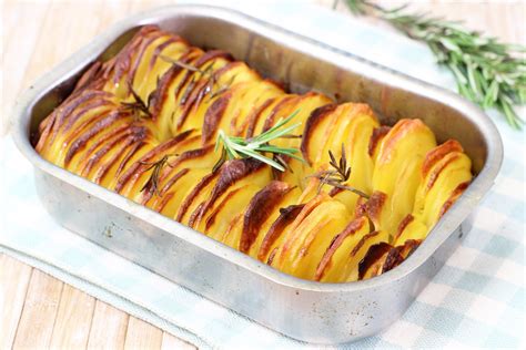 Patate Al Forno Sfogliate Ricetta Fatto In Casa Da Benedetta