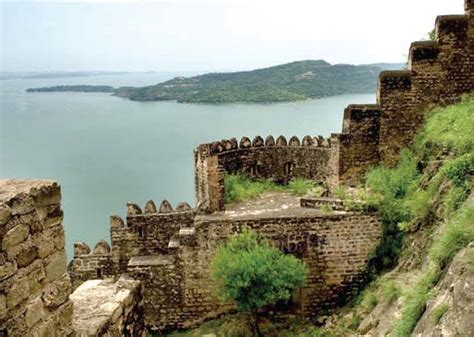 Ramkot Fort Centuries Old Kashmiri Heritage Site On The Verge Of