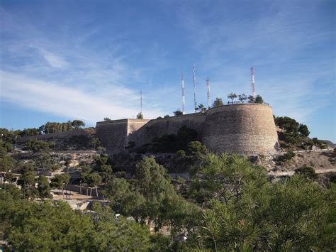 El Castillo De San Fernando Alicantehoy