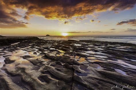 Muriwai Sunset View At Muriwai Beach Auckland New Zeal Flickr