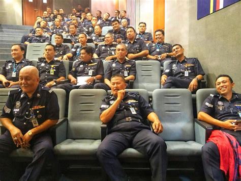 According to pdrm, the portal is a facility for the public to pay traffic summons faster. #SeminarBMW Bersama Warga Maktab PDRM, Cheras - Afyan.com