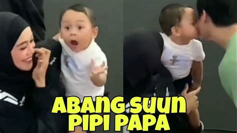 Ngakak Abang Kiss Pipi Papa Bikin Apotik Tutup YouTube