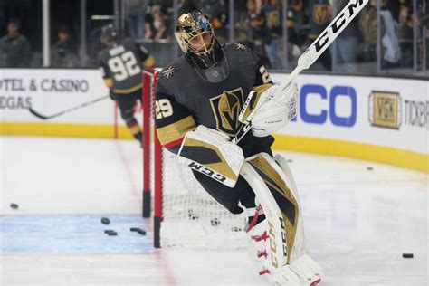Theo fleury scored over 90. Golden Knights whip Blackhawks in Marc-Andre Fleury's ...