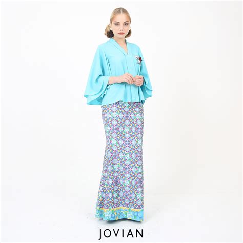 Free delivery above rm50 ✓ cash on delivery ✓ 30 days free return. Jovian RTW 2017 Collection Lisa Surihani for Jovian 2017 ...