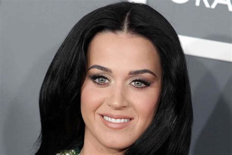 2024 Katy Perry On Vacation The Pop Star Shows Herself Without Make