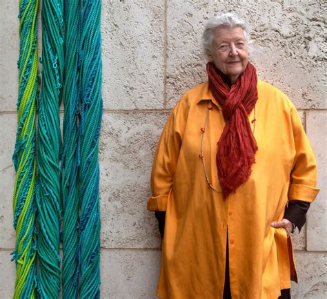 Dallas Museum Of Art Weaves Sheila Hicks Textile Art Into The Ancient