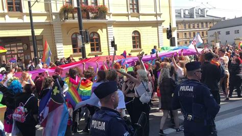 kampania przeciw homofobii on twitter marsz równości w lublinie wystartował dumnie idąc