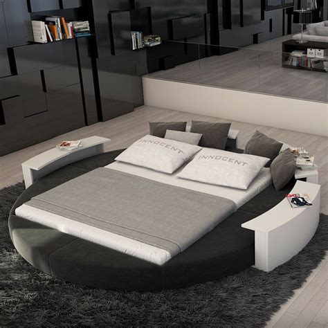 Miami bed transforms the sleeping area into the space of dreams and fantasy. Rotana Modern Queen Size Round Bed Fabric White On Gray ...