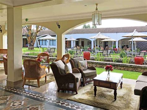 Your Head In The Clouds At Mount Kenya Safari Club The Luxury Couple