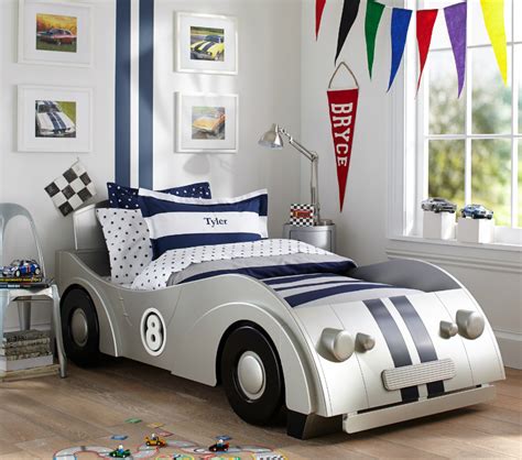 Race car bedroom decor ftcstartupweek. Fantastic Car-Themed Bedrooms For Boys - Kids Bedroom Ideas