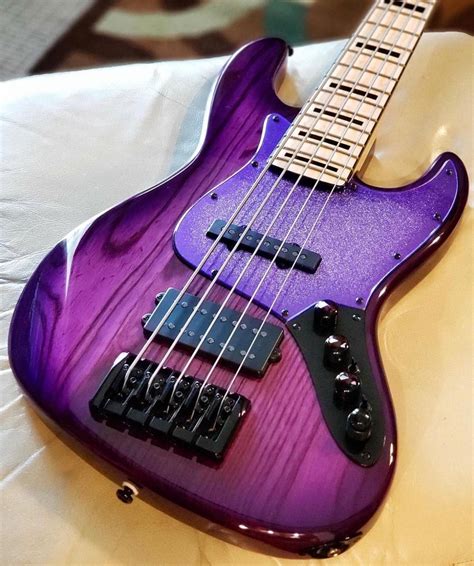 Coolest Custom Bass Guitar 7358 Bassguitarists Custombassguitar Nhạc Cụ Âm Nhạc