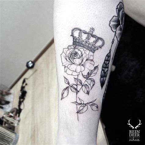 Rose And Crown Tattoo Best Tattoo Ideas Gallery