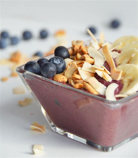 Blueberry Acai Smoothie Bowl With A Coconut Cashew Crunch Pumps And Iron Recipe Blueberry