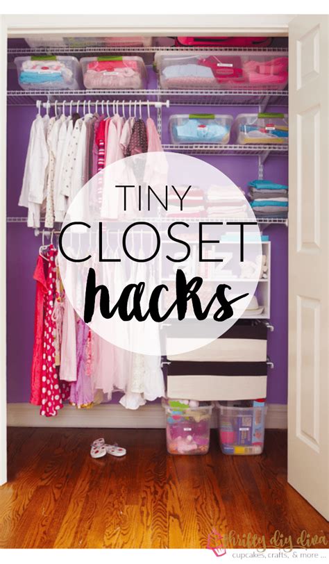 Increase storage and organizing a small bedroom can be difficult. Brilliant Lifehacks to Organize Your Tiny Closet